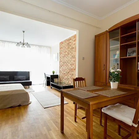 Bpm - East Station Apartment *